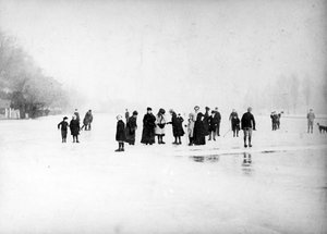 Patinaje sobre hielo en los Fens, c.1870-99